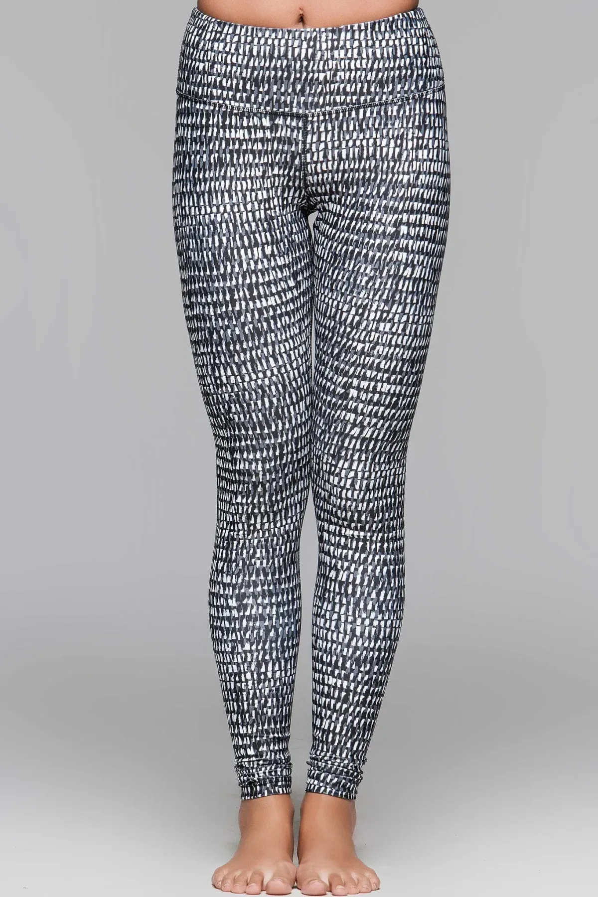 Lucky Graphic Brush Stroke Leggings