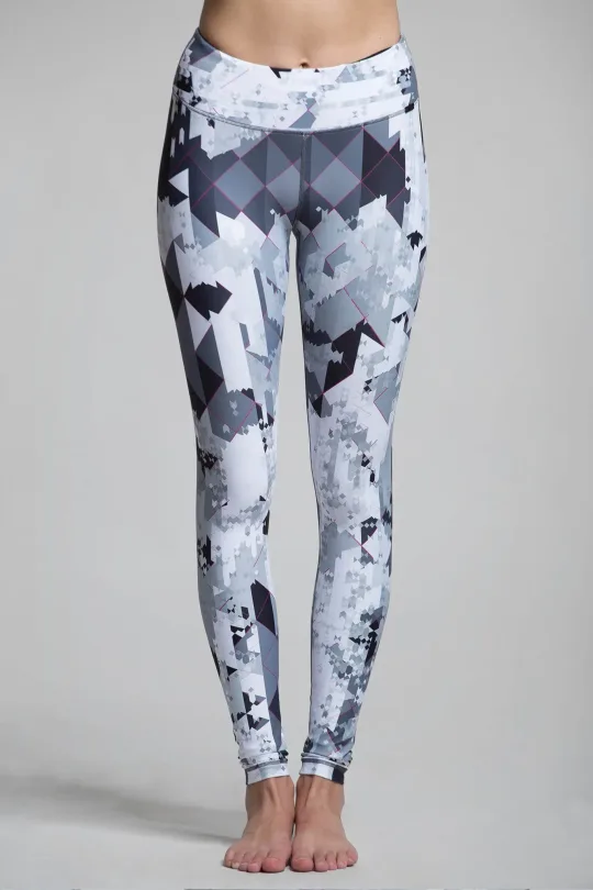 Lucky Mono Pix Graphic Legging